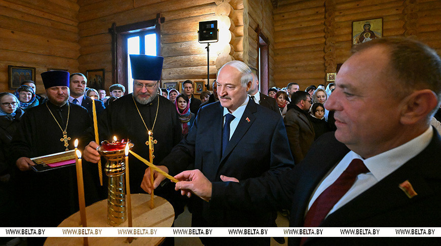 Пасхальная свеча, биотехнологии, кадровый день и посольские грамоты. Итоги недели Президента Пасхальная свеча, биотехнологии, кадровый день и посольские грамоты. Итоги недели Президента